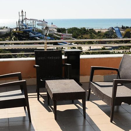 Mina Apart Otel Kundu Exteriér fotografie