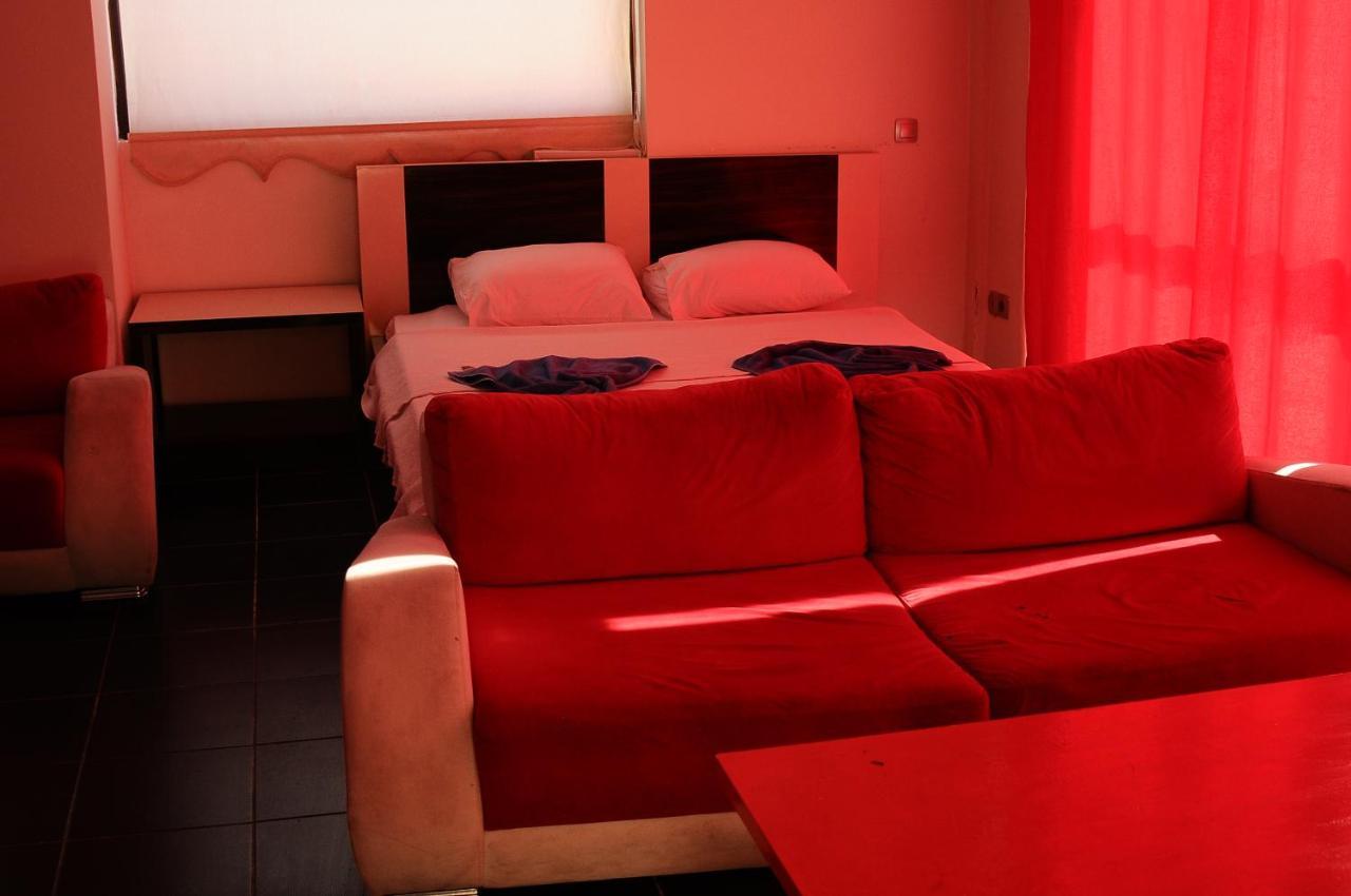 Mina Apart Otel Kundu Exteriér fotografie