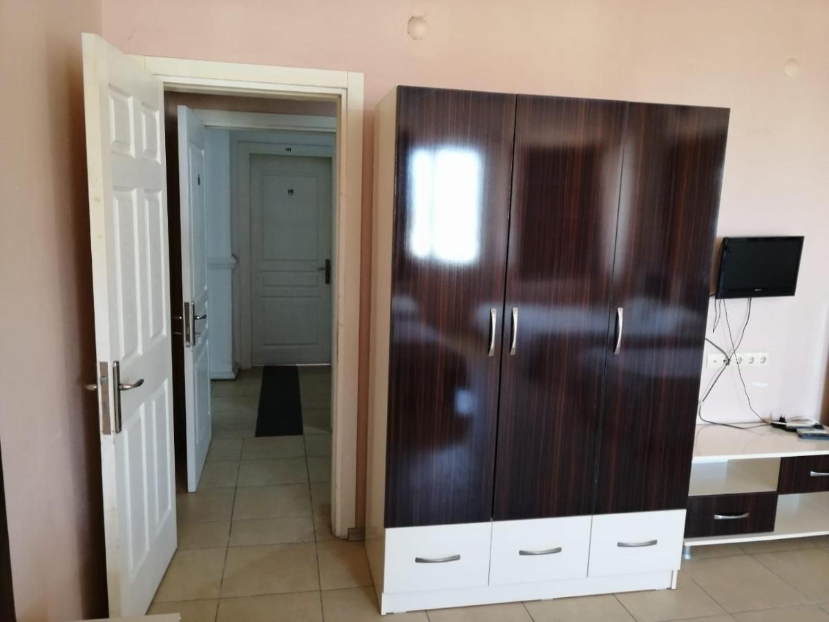Mina Apart Otel Kundu Exteriér fotografie