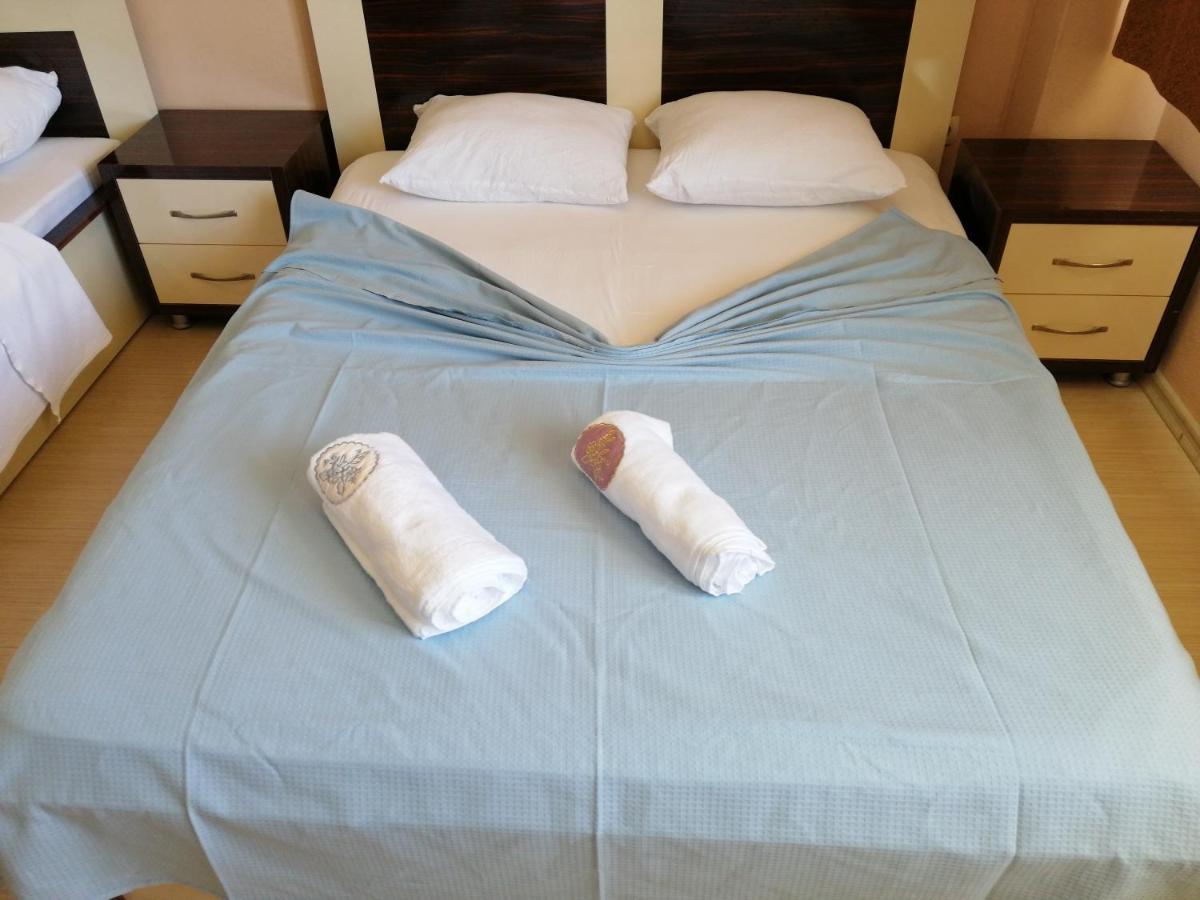 Mina Apart Otel Kundu Exteriér fotografie