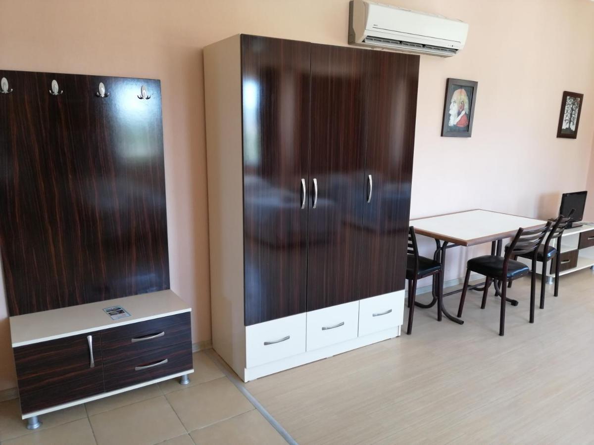 Mina Apart Otel Kundu Exteriér fotografie